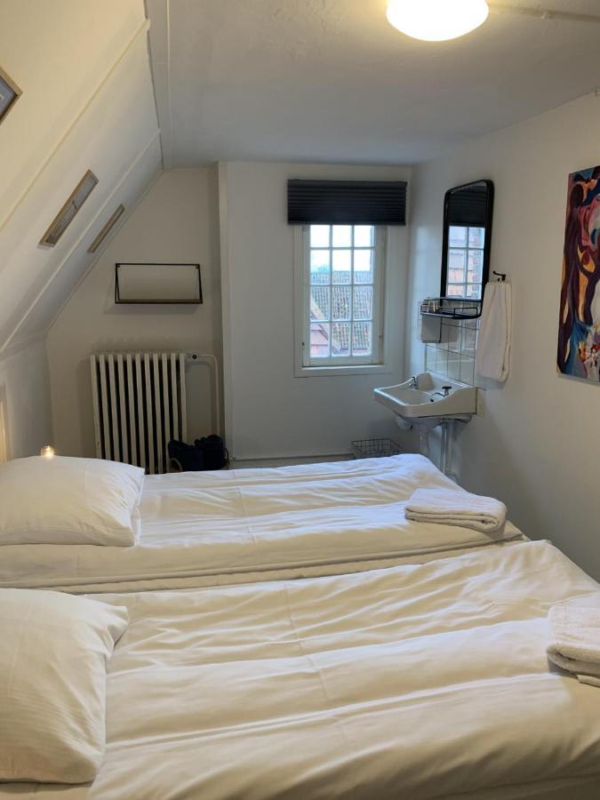 Den Gamle Arrest Bed & Breakfast รีเบอ ภายนอก รูปภาพ