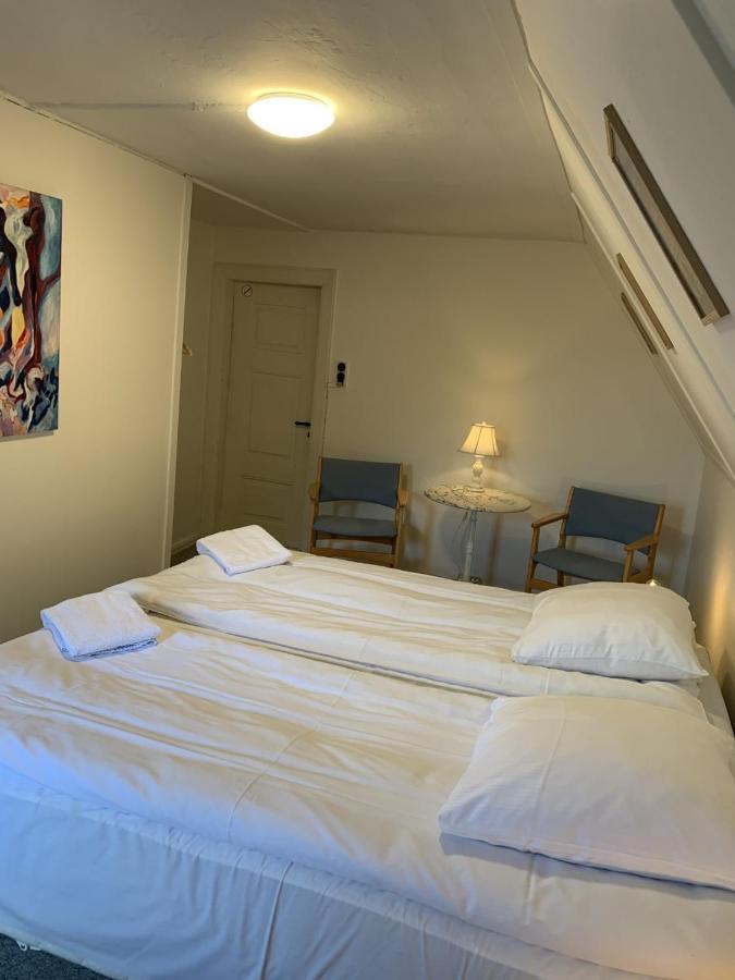 Den Gamle Arrest Bed & Breakfast รีเบอ ภายนอก รูปภาพ